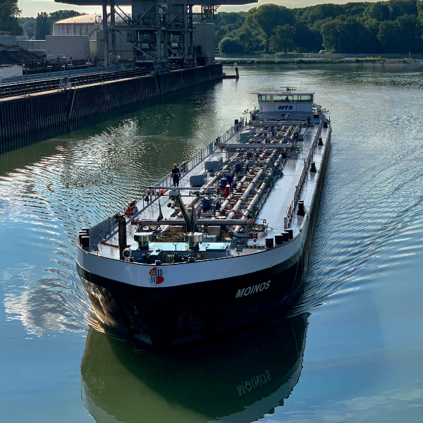Oil Tanker_3